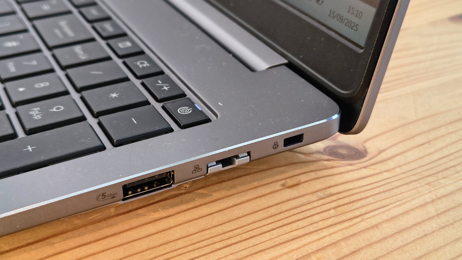 Обзор Asus ExpertBook P3 — доступный бизнес-ноутбук картинка Asus ExpertBook P3