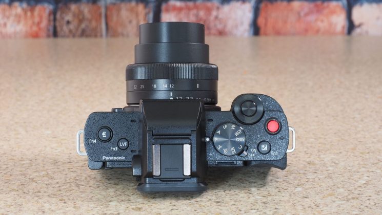 Panasonic Lumix G100D