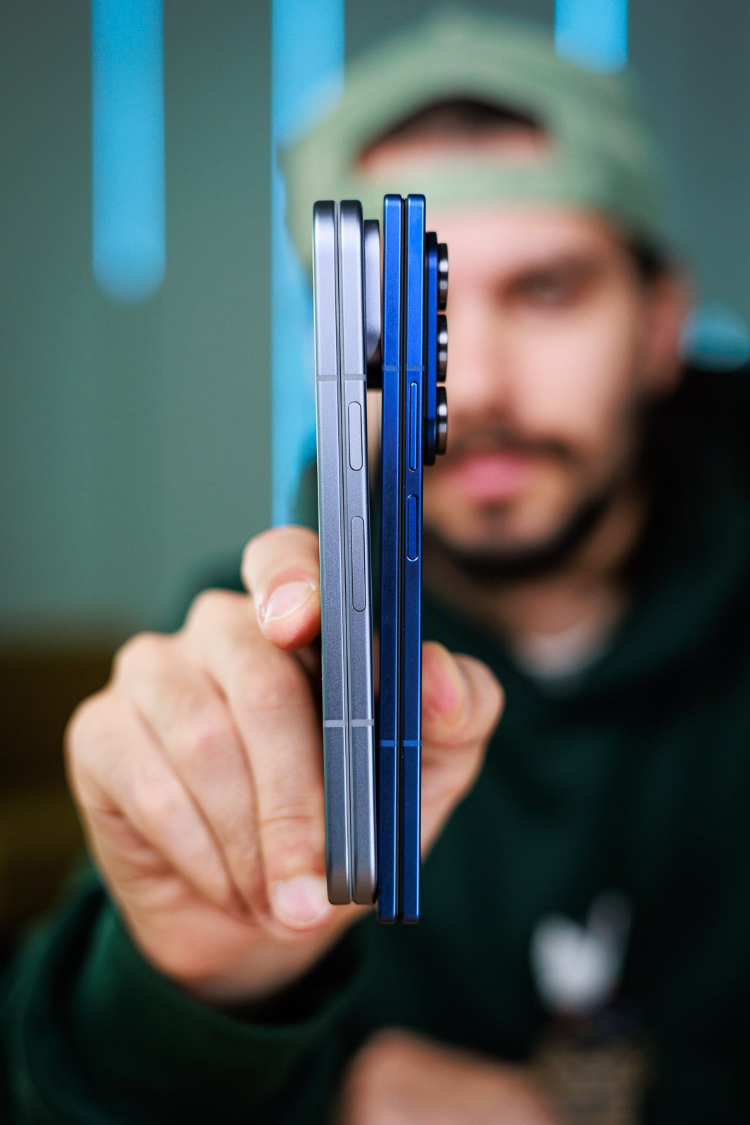 Galaxy Z Fold 7 против Pixel 10 Pro Fold: победитель очевиден картинка Galaxy Z Fold 7 против Pixel 10 Pro Fold