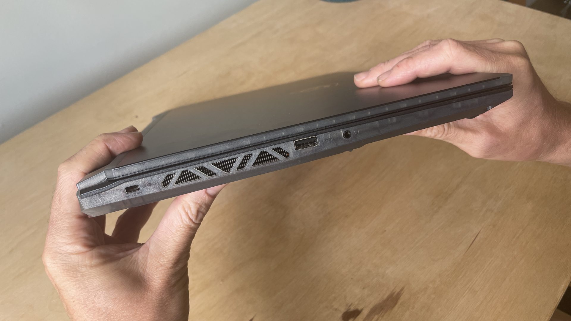 Обзор MSI Cyborg 15 AI — доступный геймерский ноутбук картинка MSI Cyborg 15 AI