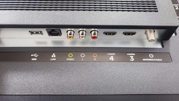 Roku Plus Series 4K QLED