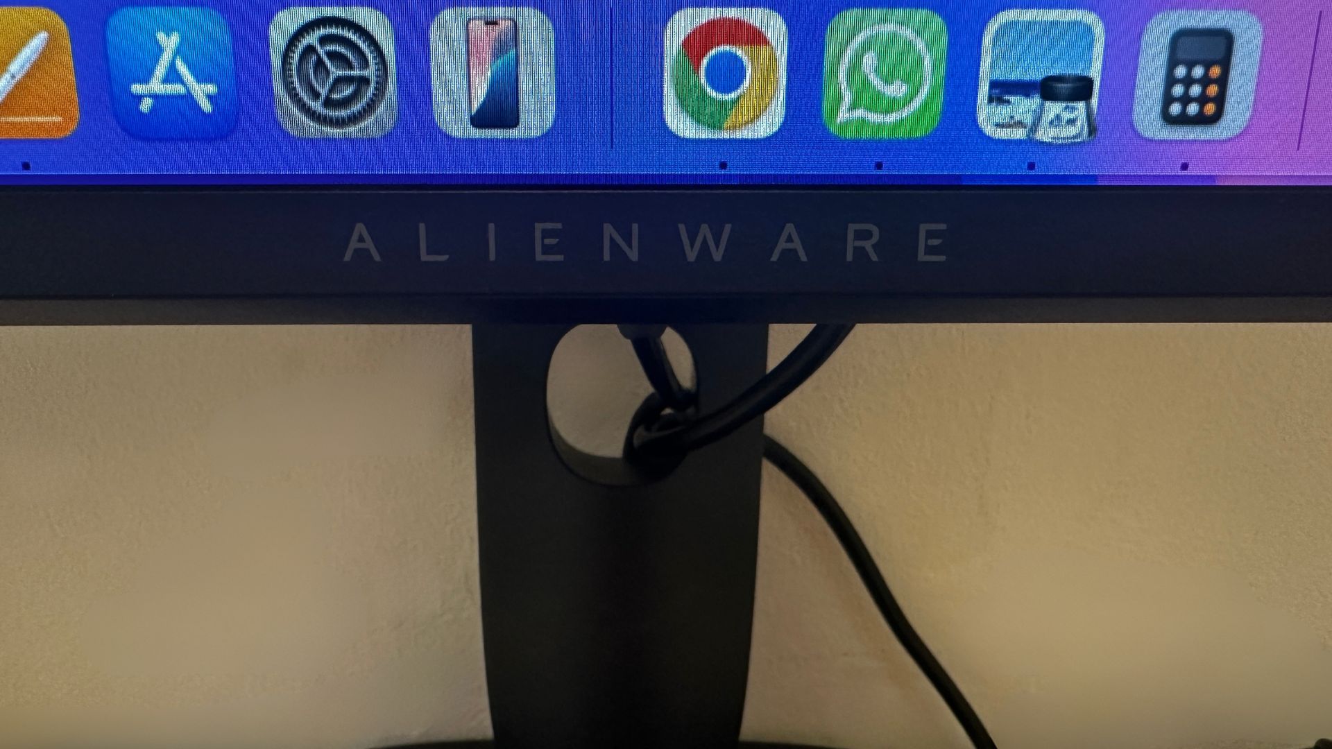 Alienware 25 AW2525HM 