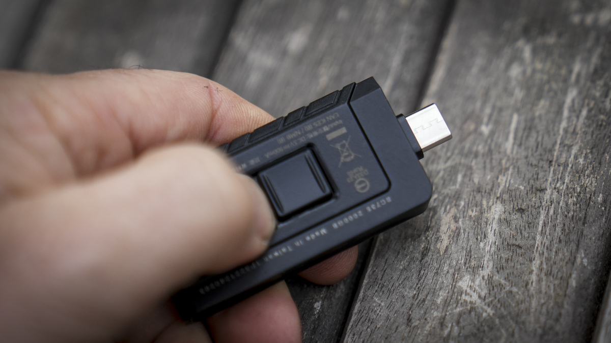 Обзор Adata SD810 — всепогодный портативный накопитель картинка Обзор Adata SD810 — всепогодный портативный накопитель