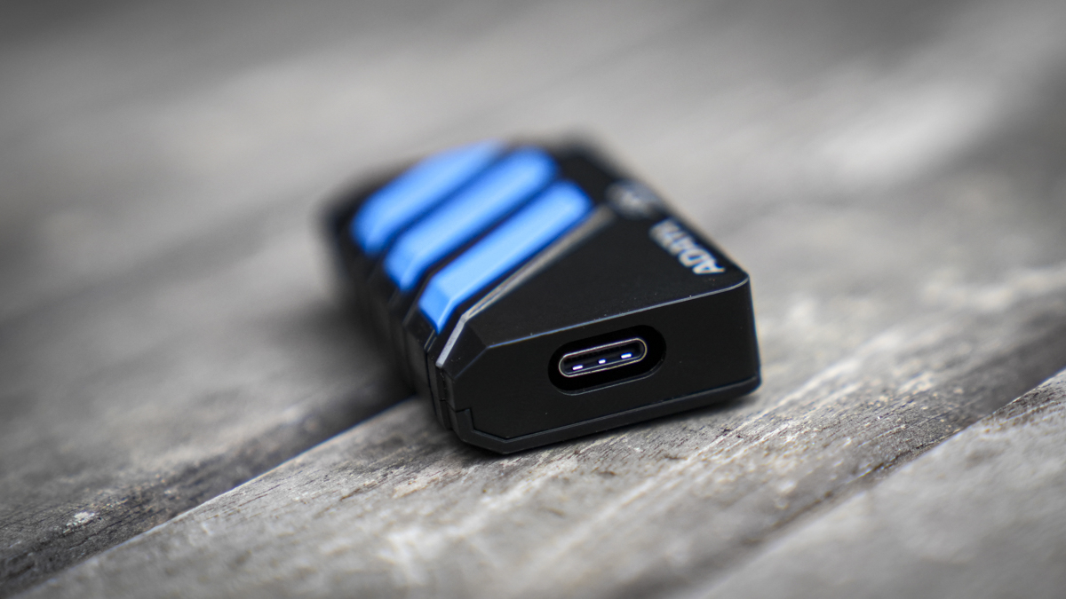 Обзор Adata SD810 — всепогодный портативный накопитель картинка Обзор Adata SD810 — всепогодный портативный накопитель