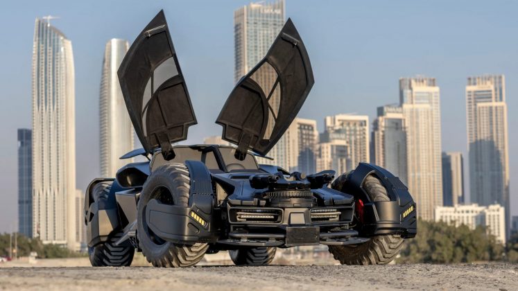 Mercedes Batmobile Tribute: уникальный автомобиль