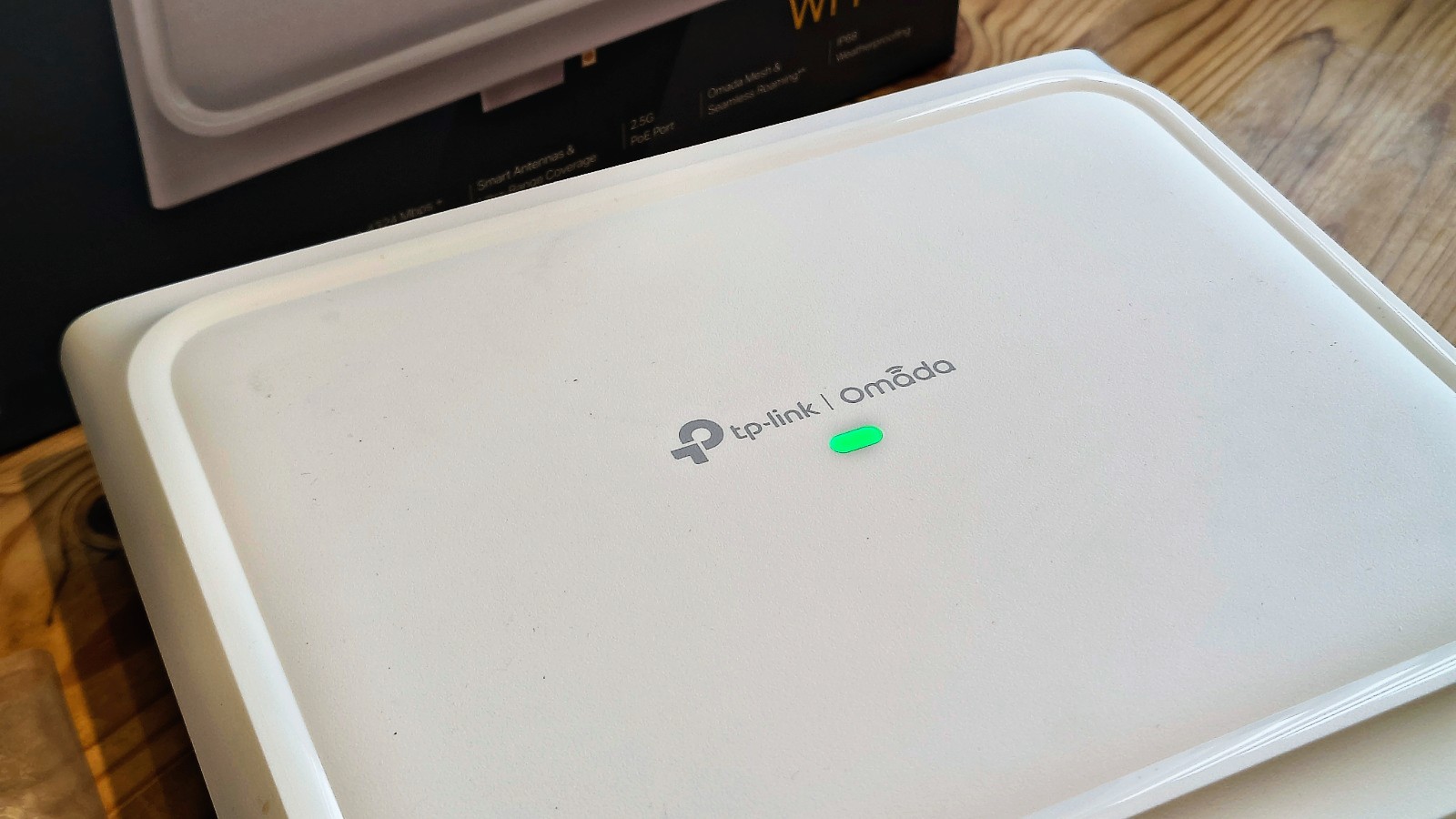 TP-Link Omada EAP772