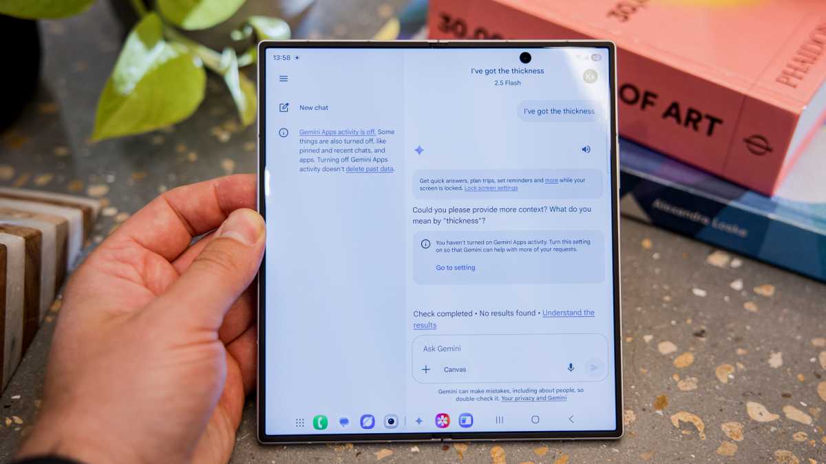 Pixel 10 Pro Fold против Galaxy Z Fold 7