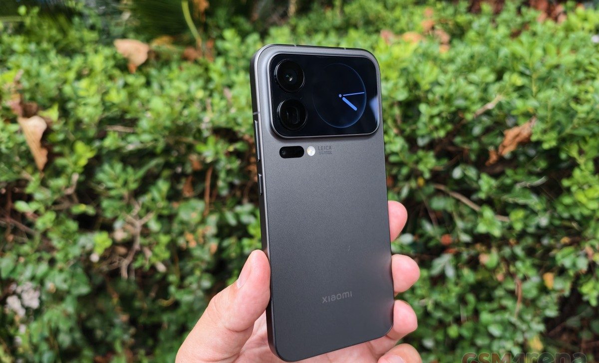 Обзор Xiaomi 17 Pro Max: мощные камеры и первоклассный процессор картинка Xiaomi 17 Pro Max