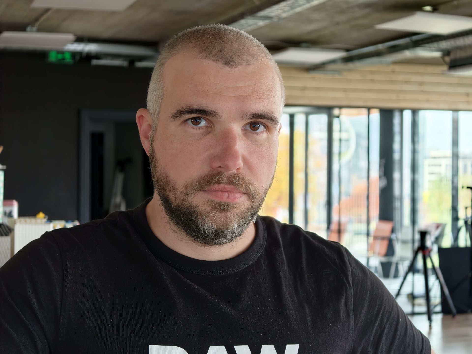 Обзор Oppo Find X9 Pro: камерофон высокого класса картинка Обзор Oppo Find X9 Pro: камерофон высокого класса фото