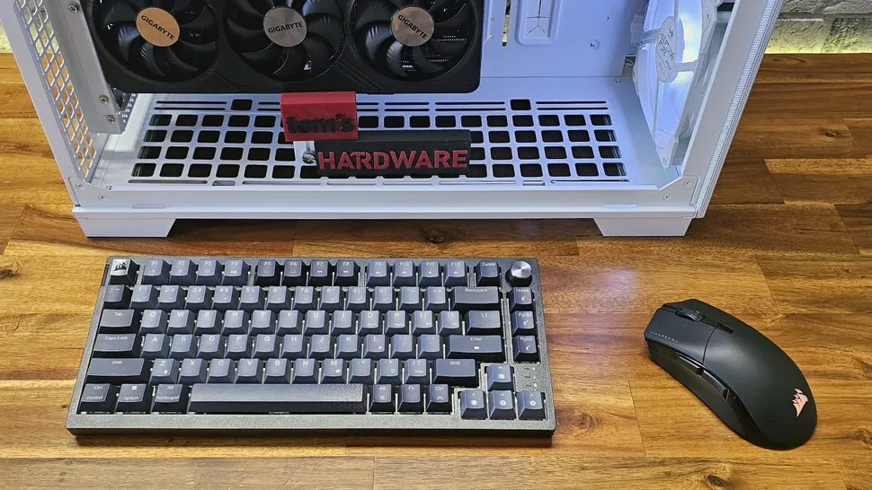 Corsair K65 Plus-9