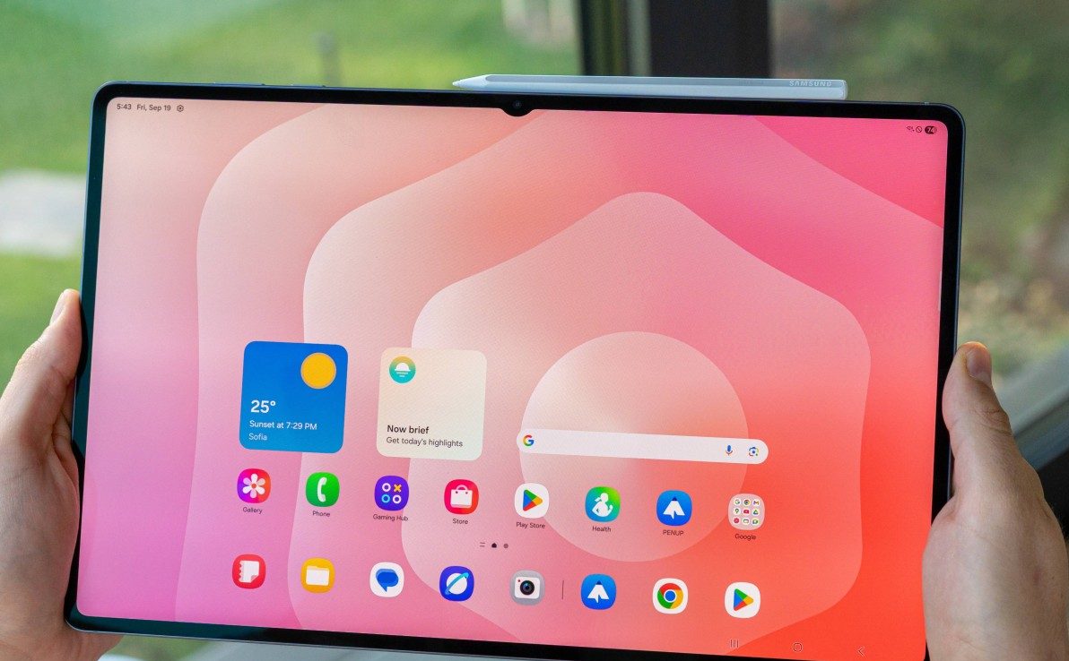 Обзор Galaxy Tab S11 Ultra: выдающиеся производительность и автономность