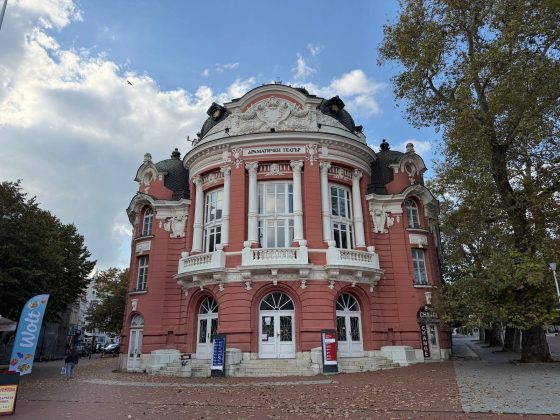 iPhone 17 Pro Max против Vivo X300 Pro: чьи камеры лучше?