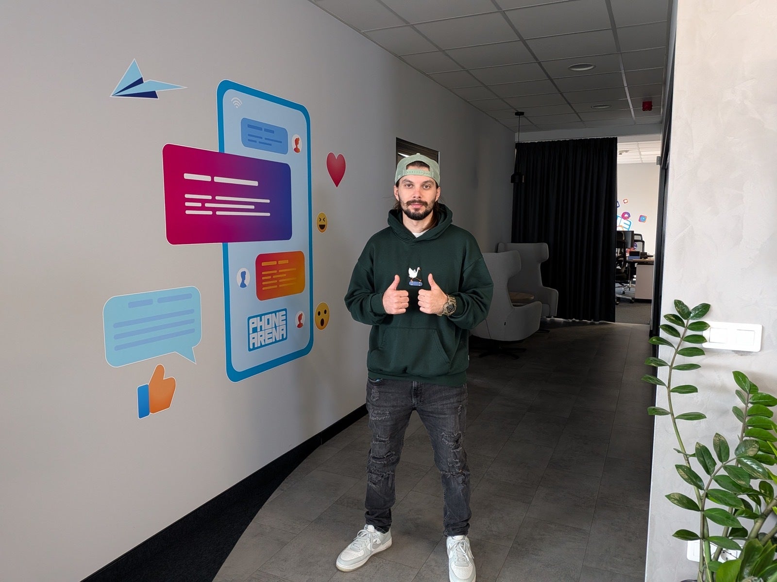 Galaxy Z Fold 7 против Pixel 10 Pro Fold: победитель очевиден картинка Galaxy Z Fold 7 против Pixel 10 Pro Fold