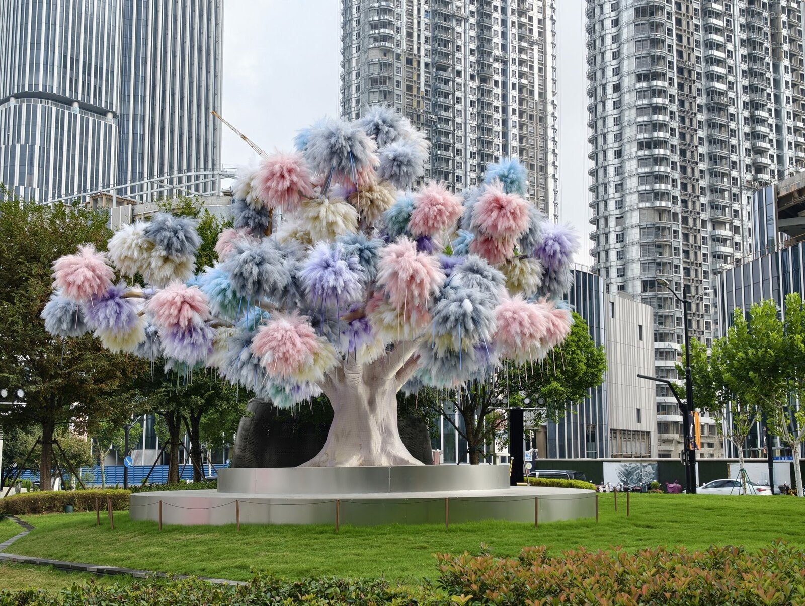 Обзор vivo X300 и vivo X300 Pro: удобные, красивые, компактные картинка vivo X300 и vivo X300 Pro