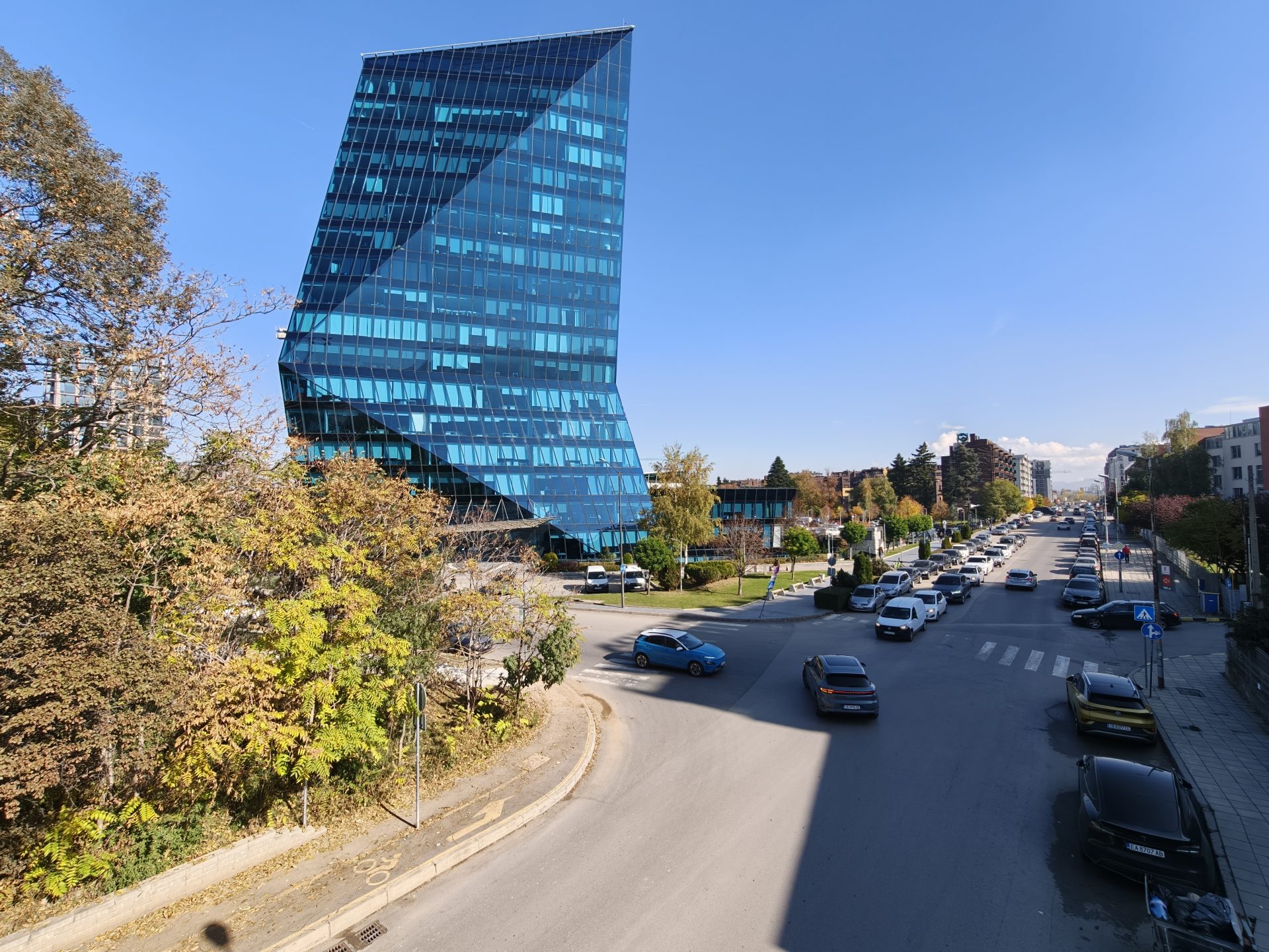 Обзор Oppo Find X9 Pro: камерофон высокого класса картинка Обзор Oppo Find X9 Pro: камерофон высокого класса фото