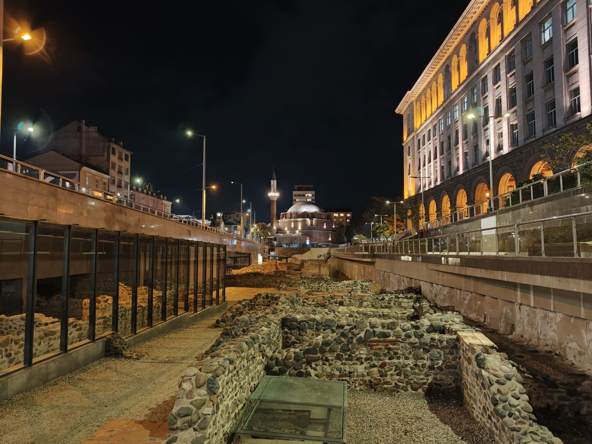 Обзор Oppo Find X9 Pro: камерофон высокого класса картинка Обзор Oppo Find X9 Pro: камерофон высокого класса фото