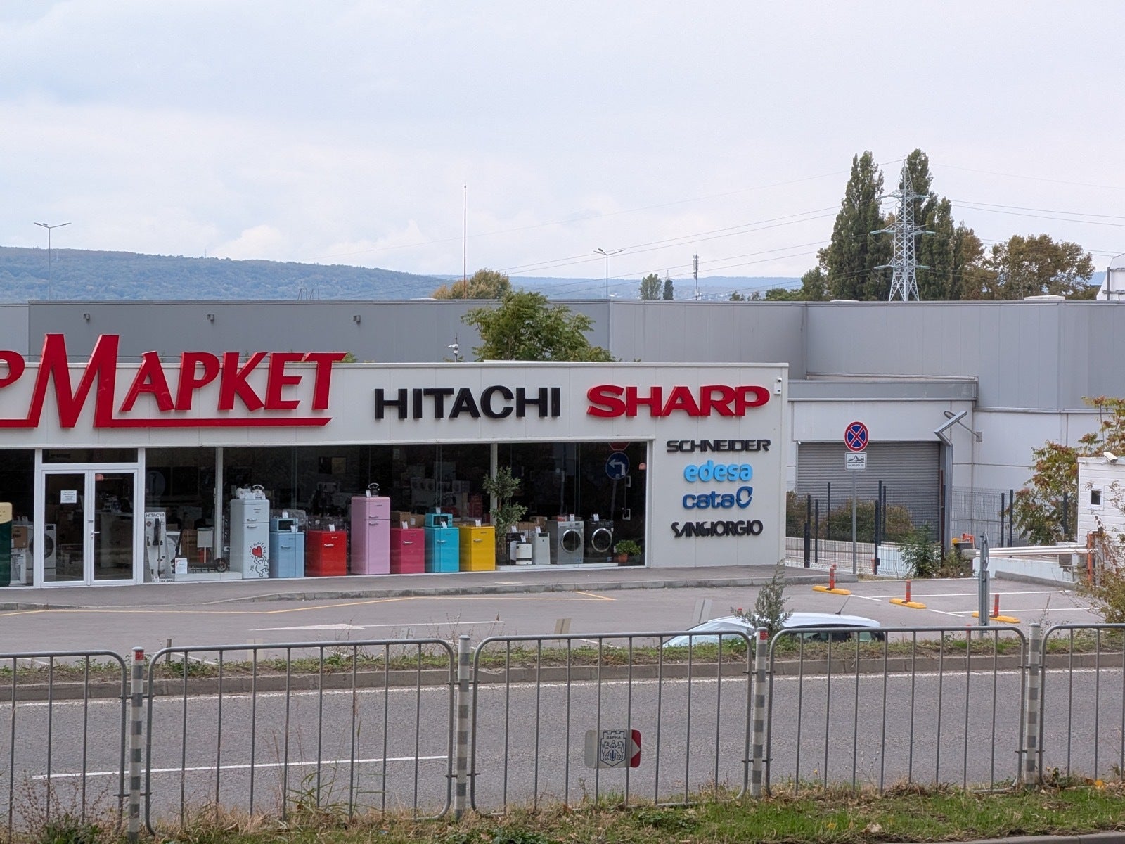 Galaxy Z Fold 7 против Pixel 10 Pro Fold: победитель очевиден картинка Galaxy Z Fold 7 против Pixel 10 Pro Fold