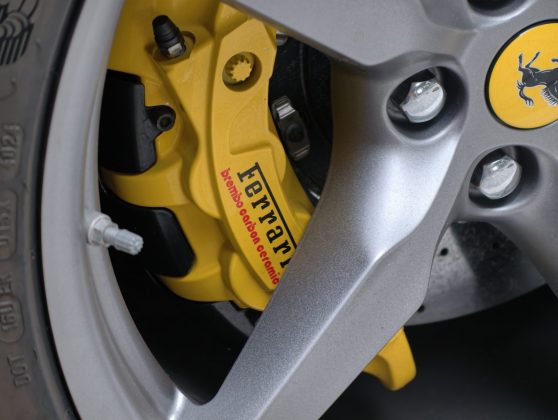 Тест vivo X300 Pro: комплект Photographer Kit в деле