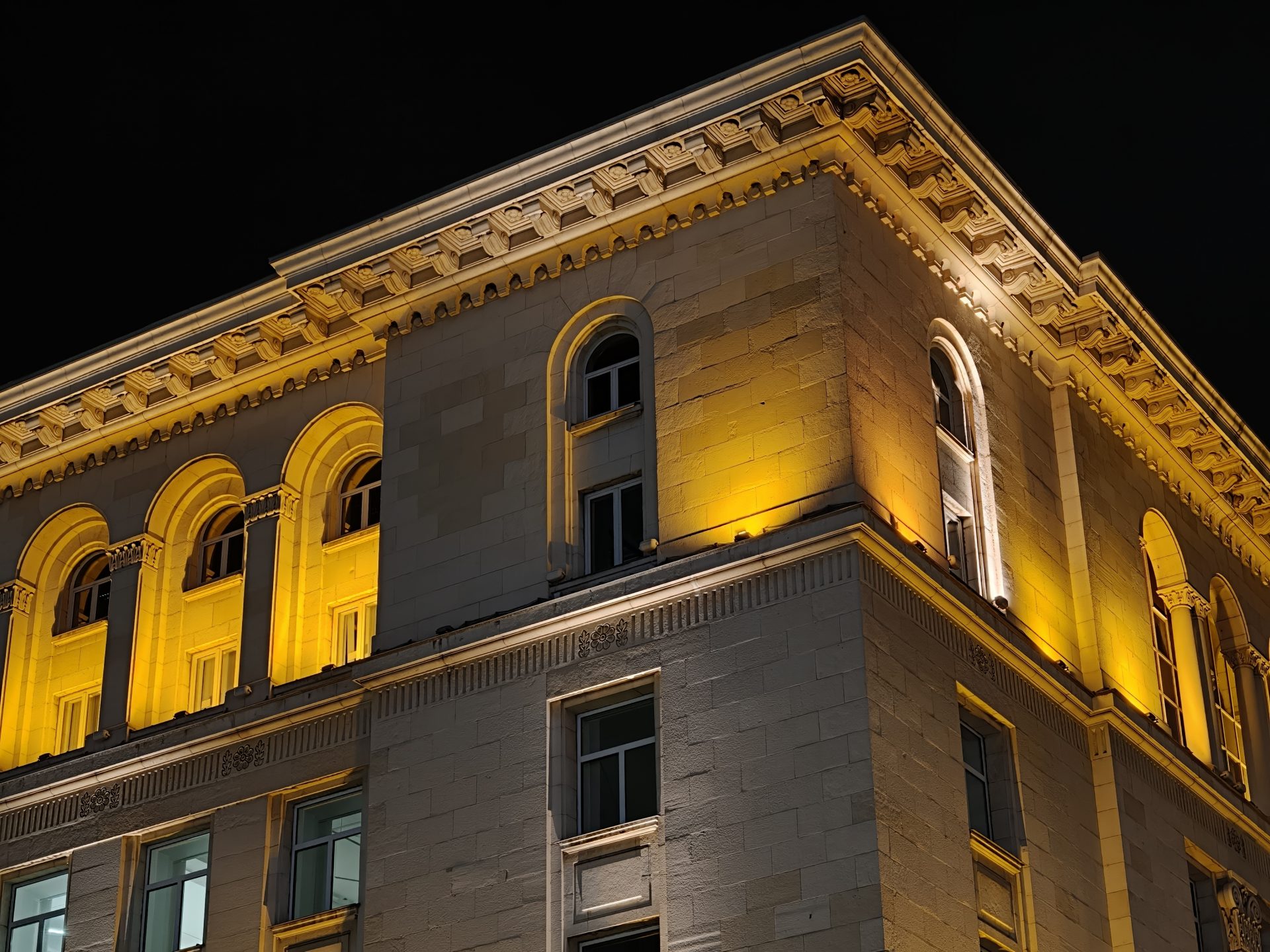 Обзор Oppo Find X9 Pro: камерофон высокого класса картинка Oppo Find X9 Pro