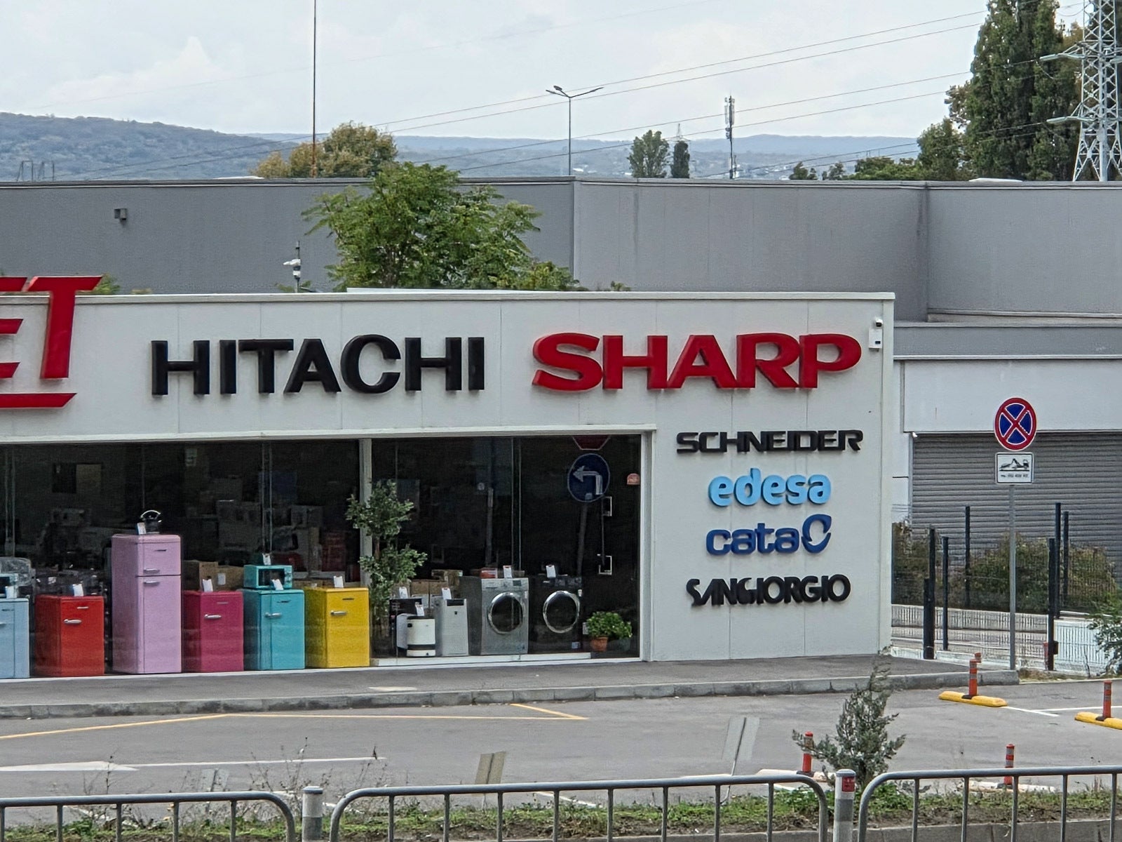 Galaxy Z Fold 7 против Pixel 10 Pro Fold: победитель очевиден картинка Galaxy Z Fold 7 против Pixel 10 Pro Fold