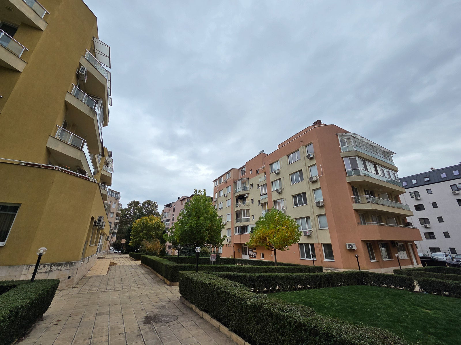 Galaxy Z Fold 7 против Pixel 10 Pro Fold: победитель очевиден картинка Galaxy Z Fold 7 против Pixel 10 Pro Fold