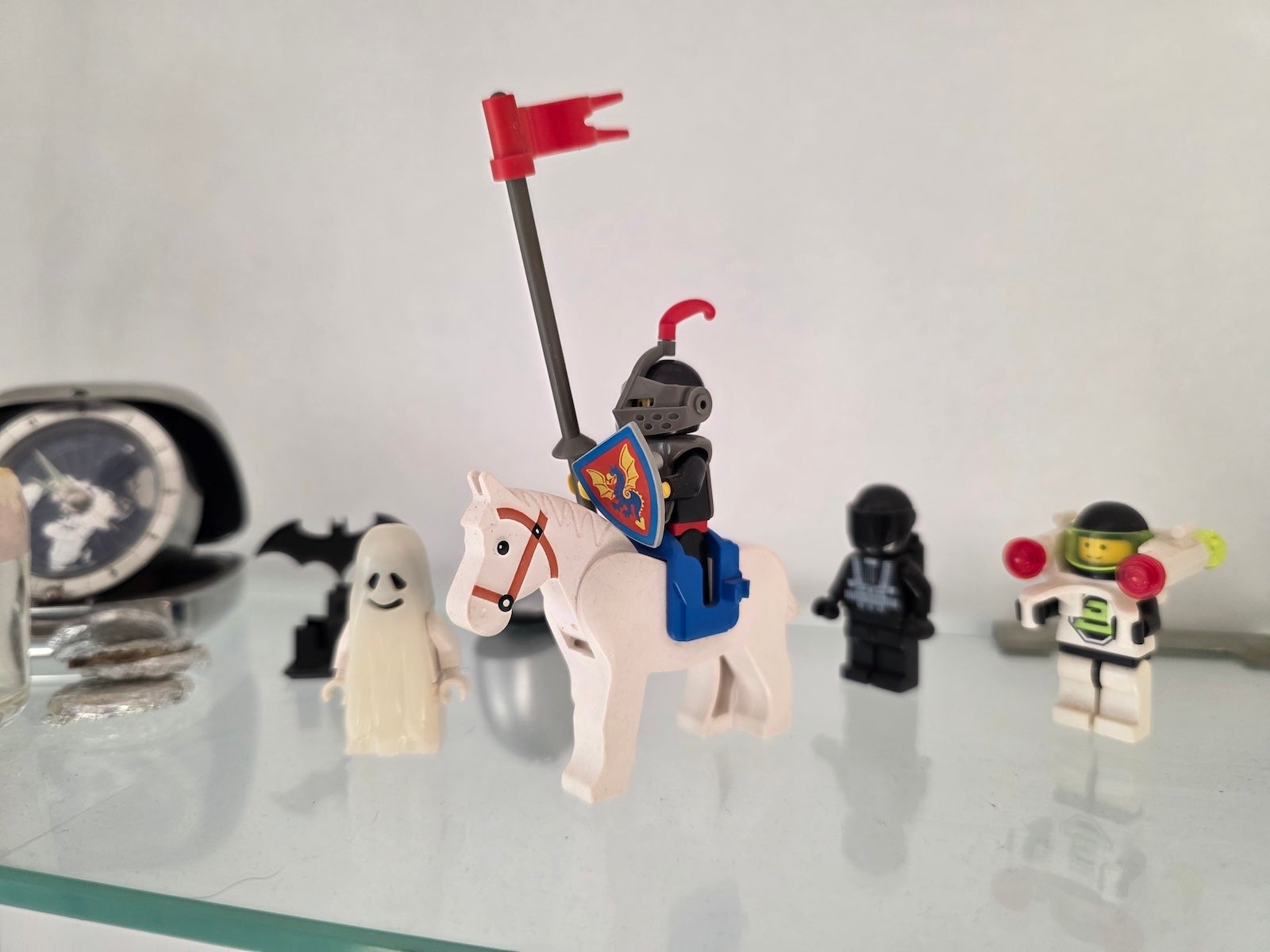 Vivo X300 Pro против Galaxy S25 Ultra: битва камер картинка Vivo X300 Pro против Galaxy S25 Ultra