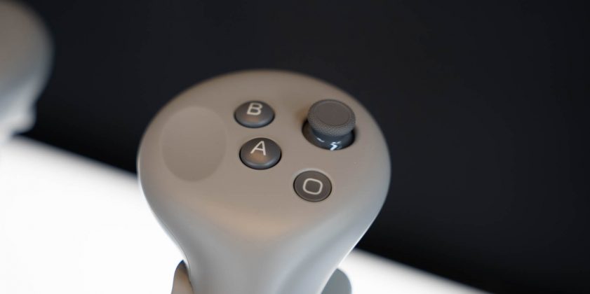 Гарнитура Galaxy XR с сенсорной панелью и аккумулятором