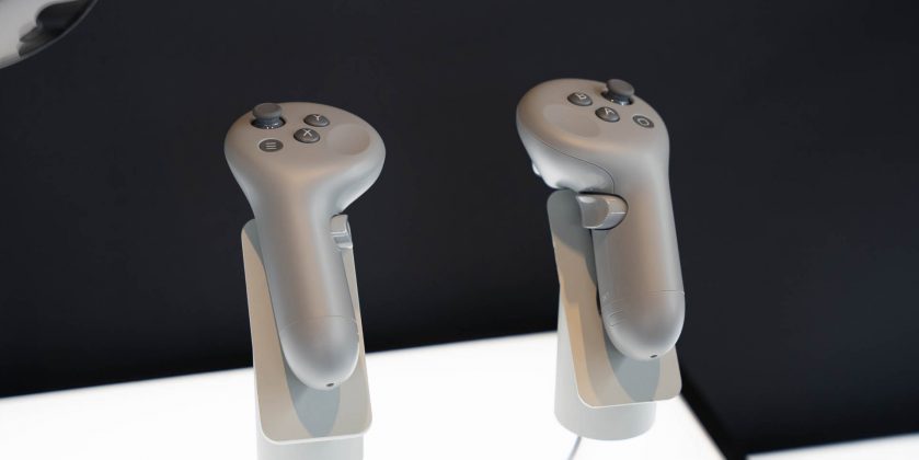 Гарнитура Galaxy XR с сенсорной панелью и аккумулятором