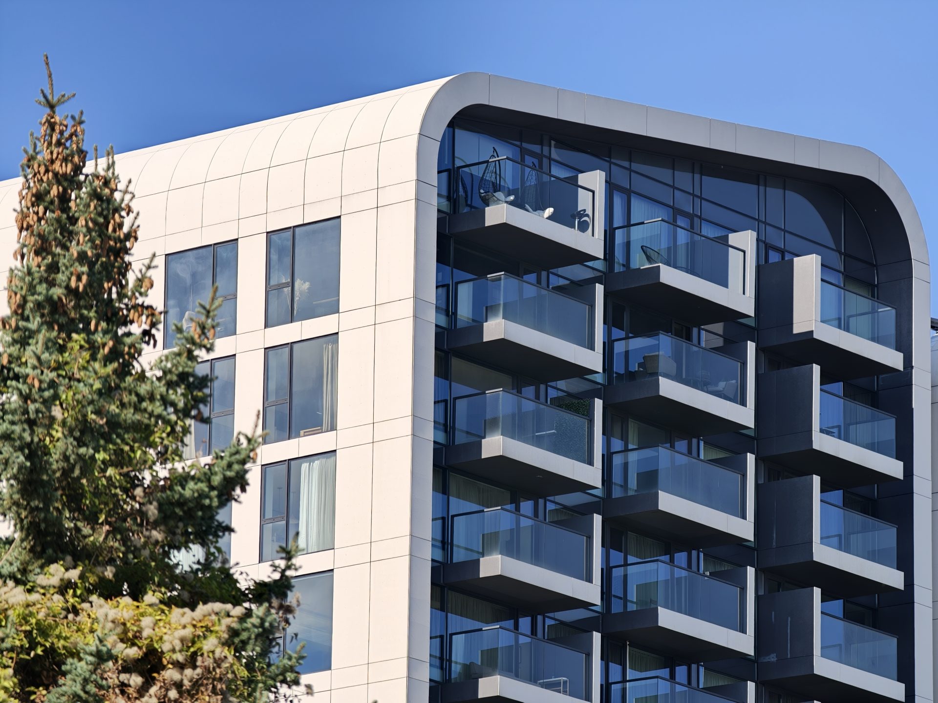 Обзор Oppo Find X9 Pro: камерофон высокого класса картинка Oppo Find X9 Pro