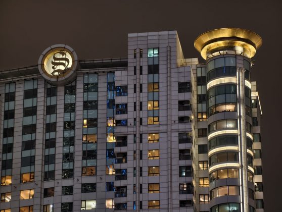 Тест vivo X300 Pro: комплект Photographer Kit в деле