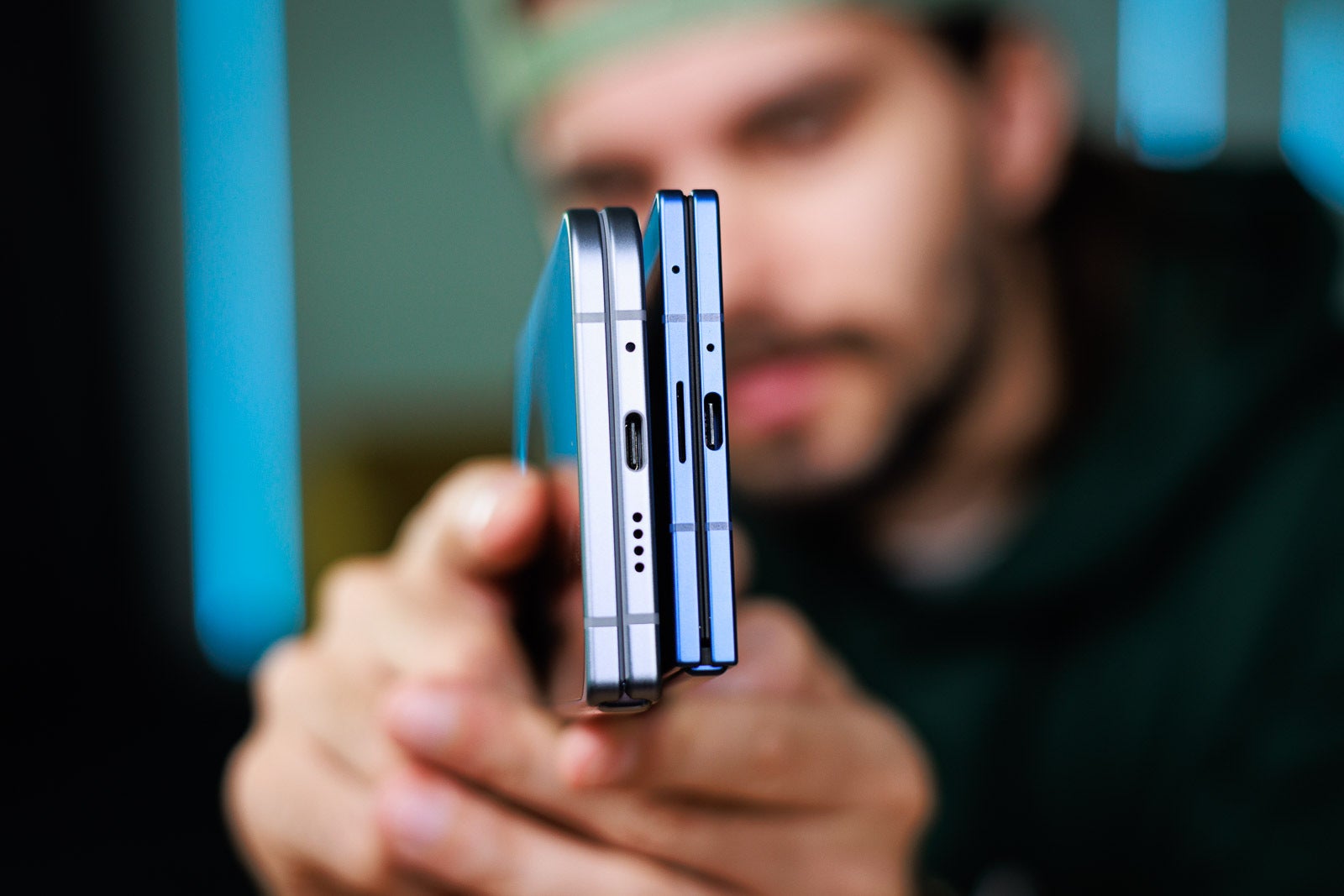 Galaxy Z Fold 7 против Pixel 10 Pro Fold: победитель очевиден картинка Galaxy Z Fold 7 против Pixel 10 Pro Fold