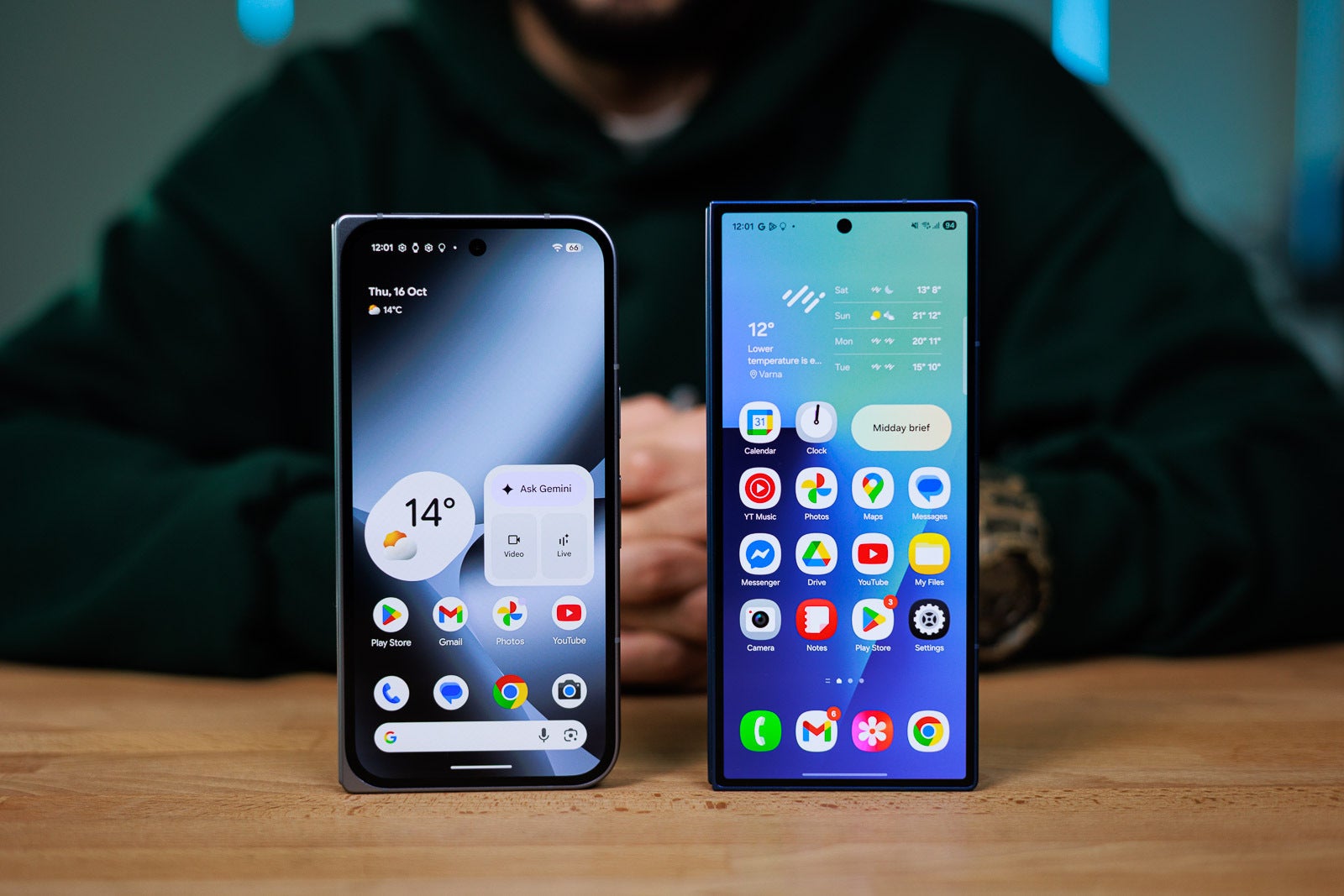 Galaxy Z Fold 7 против Pixel 10 Pro Fold: победитель очевиден картинка Galaxy Z Fold 7 против Pixel 10 Pro Fold