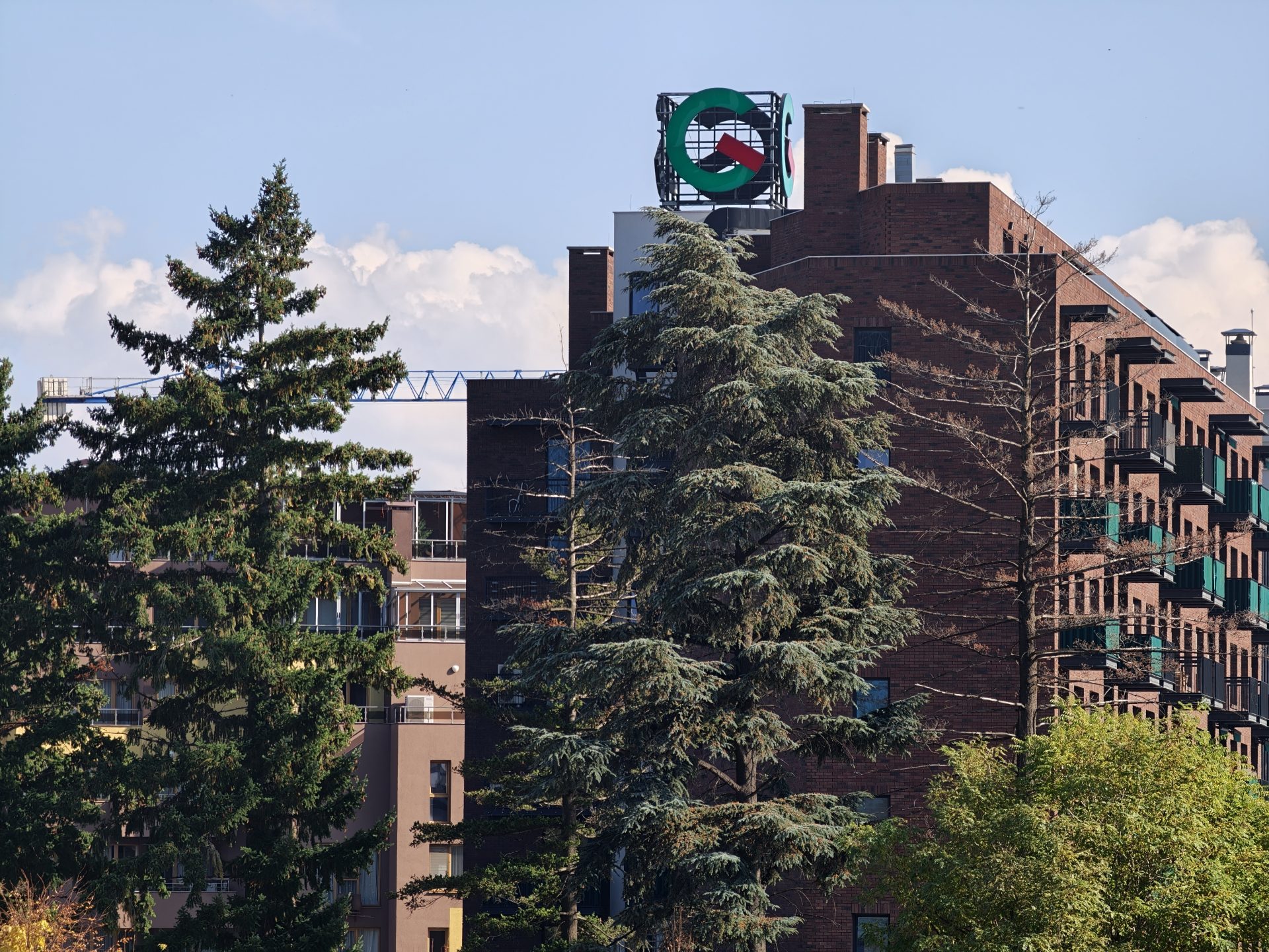 Обзор Oppo Find X9 Pro: камерофон высокого класса картинка Oppo Find X9 Pro