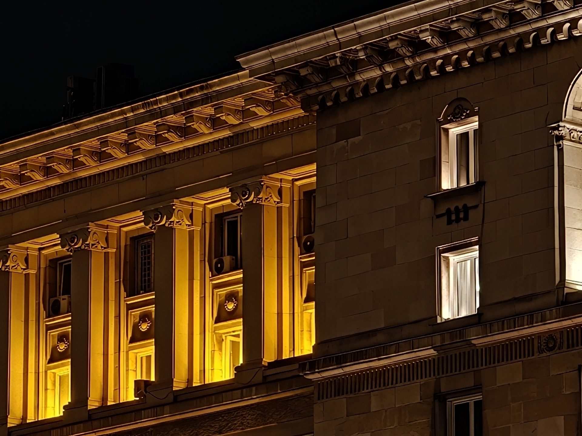 Обзор Oppo Find X9 Pro: камерофон высокого класса картинка Oppo Find X9 Pro