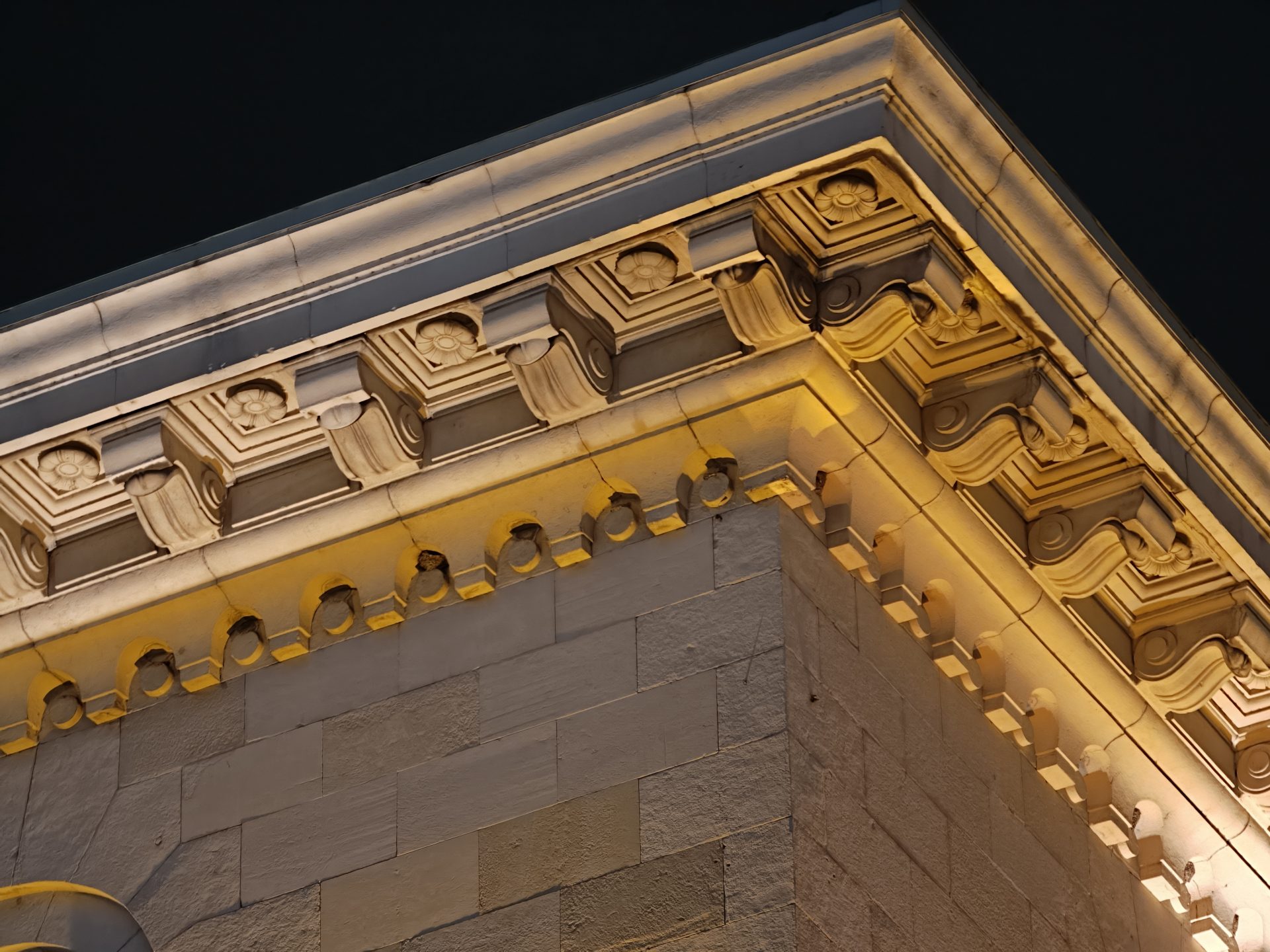 Обзор Oppo Find X9 Pro: камерофон высокого класса картинка Обзор Oppo Find X9 Pro: камерофон высокого класса фото