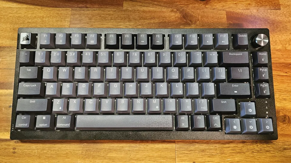 Corsair K65 Plus-3