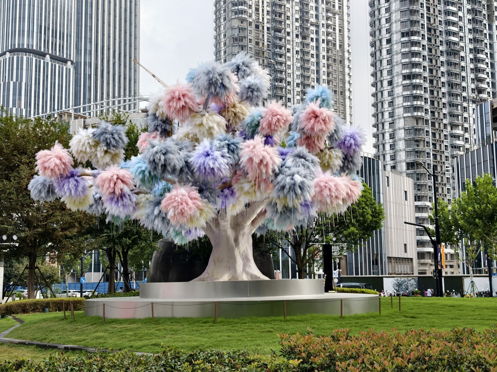 Обзор vivo X300 и vivo X300 Pro: удобные, красивые, компактные картинка vivo X300 и vivo X300 Pro