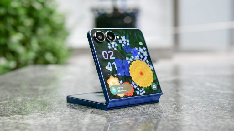 Samsung Galaxy Z Flip 7
