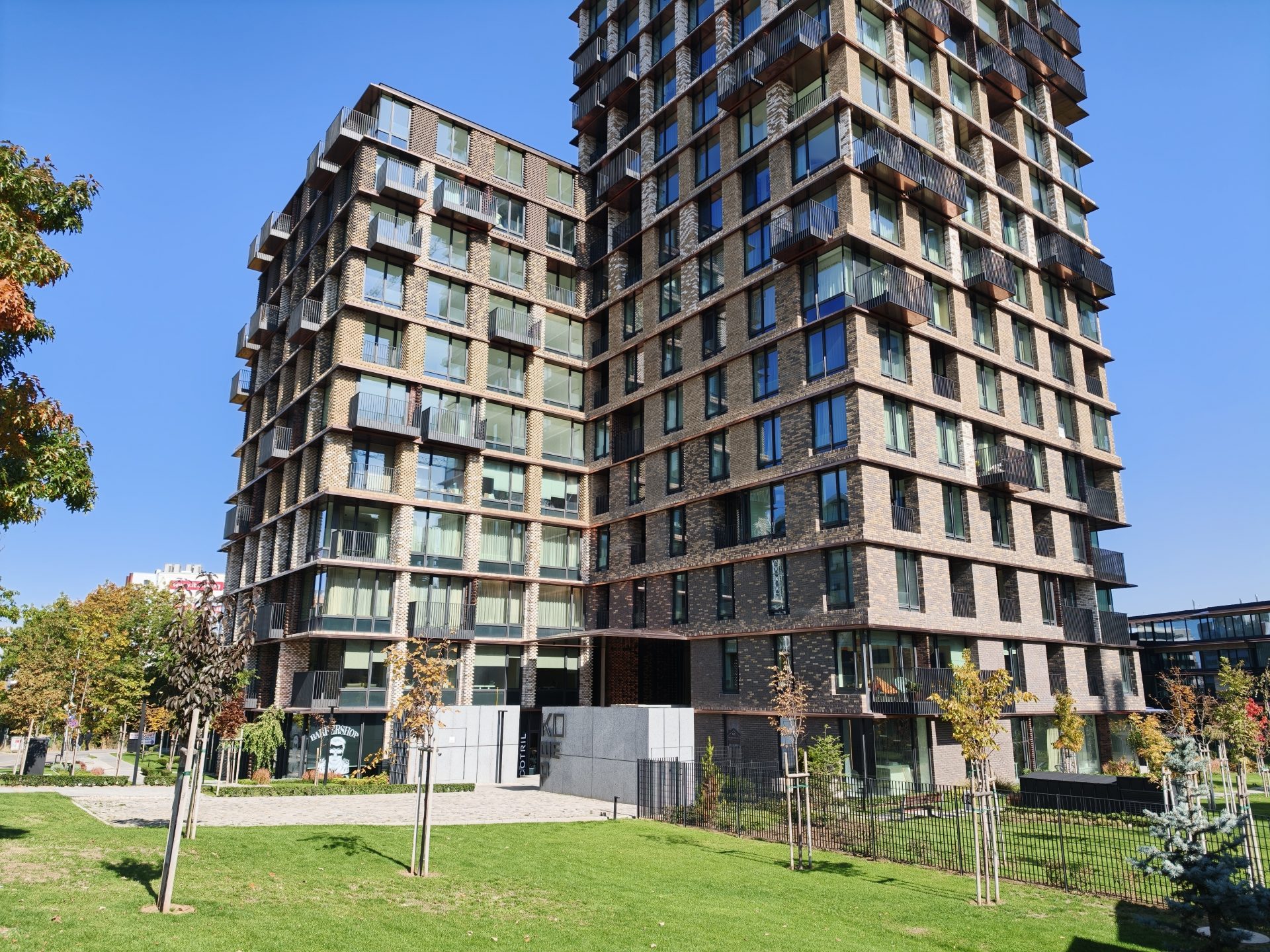 Обзор Oppo Find X9 Pro: камерофон высокого класса картинка Oppo Find X9 Pro