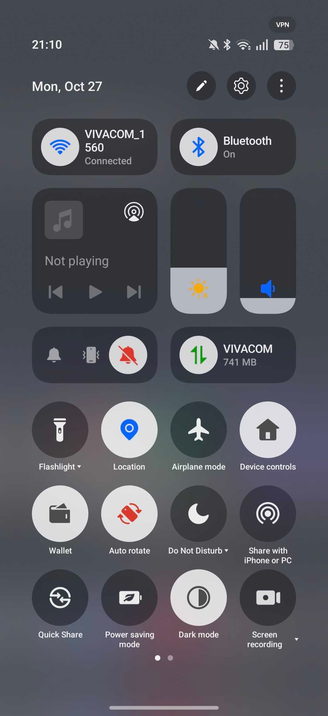 Обзор Oppo Find X9 Pro: самый необычный флагман — во всех смыслах картинка Обзор Oppo Find X9 Pro: самый необычный флагман — во всех смыслах