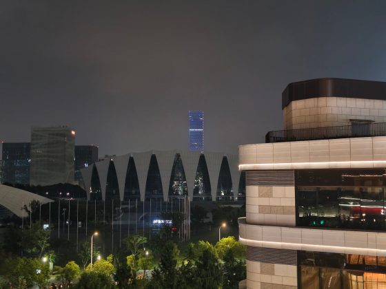 Обзор Vivo X300 Pro: флагман в области камер