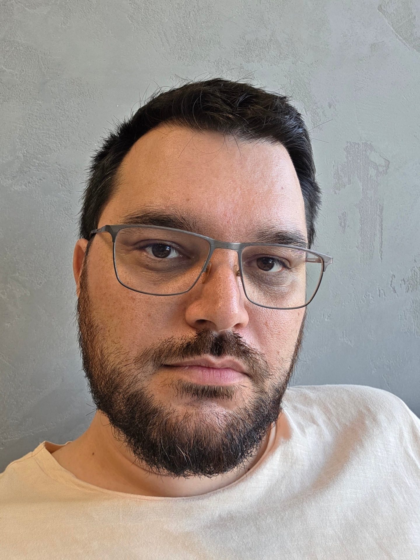 Сравнение камер Oppo Find X9 Pro и Galaxy S25 Ultra: чьи фотографии лучше? картинка Сравнение камер Oppo Find X9 Pro и Galaxy S25 Ultra: чья лучше?