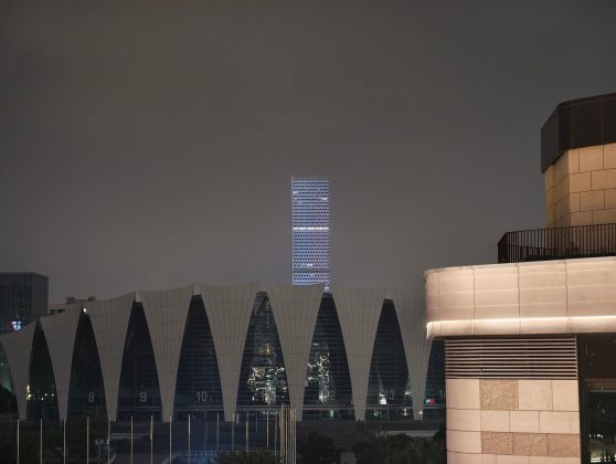 Обзор Vivo X300 Pro: флагман в области камер