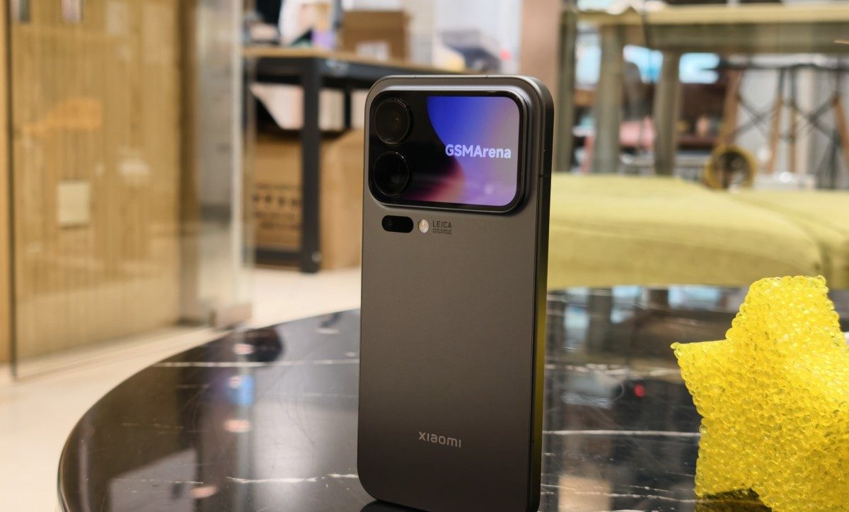 Обзор Xiaomi 17 Pro Max: мощные камеры и первоклассный процессор картинка Xiaomi 17 Pro Max