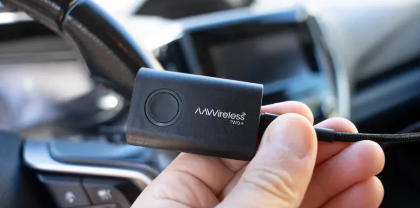 Лучший адаптер Android Auto теперь легко справляется и с Apple CarPlay