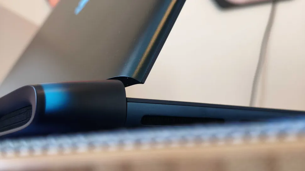 Я протестировал новейший флагманский игровой ноутбук от Alienware 16 Area-51 фото