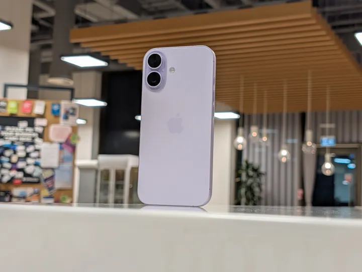 Обзор Apple iPhone 17: лучший iPhone для большинства людей картинка Apple iPhone 17