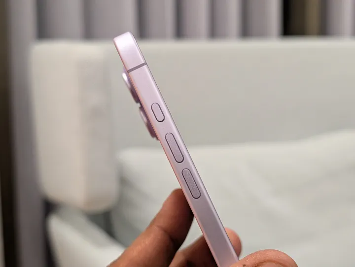 Обзор Apple iPhone 17: лучший iPhone для большинства людей картинка Apple iPhone 17