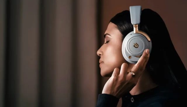 Новые гарнитуры SteelSeries Arctis: универсальные модели