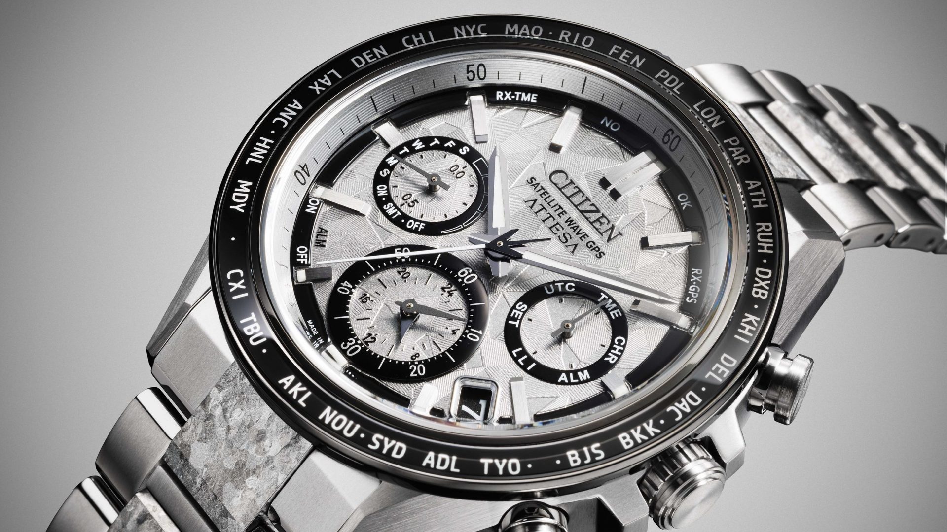 Citizen представила лимитированную серию часов